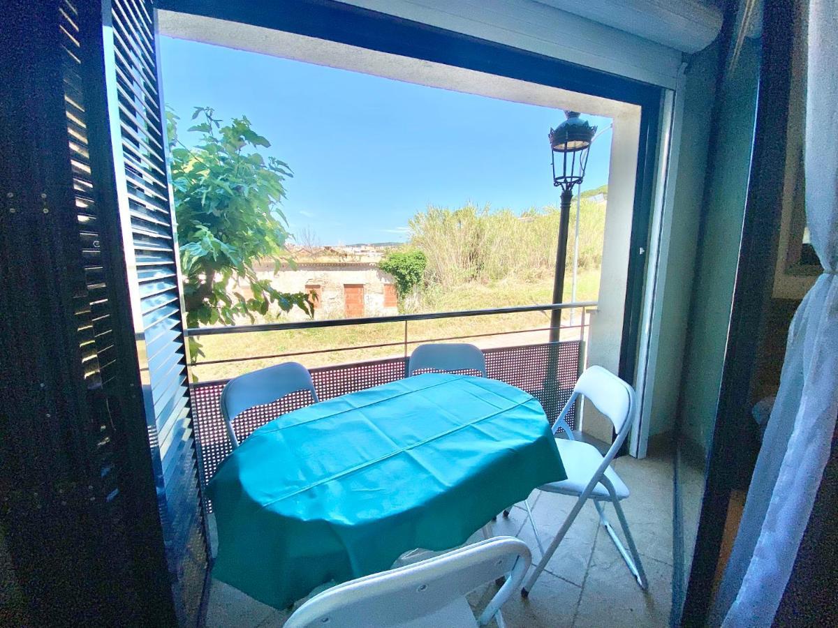 סאן פליו דה גיסולס Hauzify I Apartament Forques מראה חיצוני תמונה